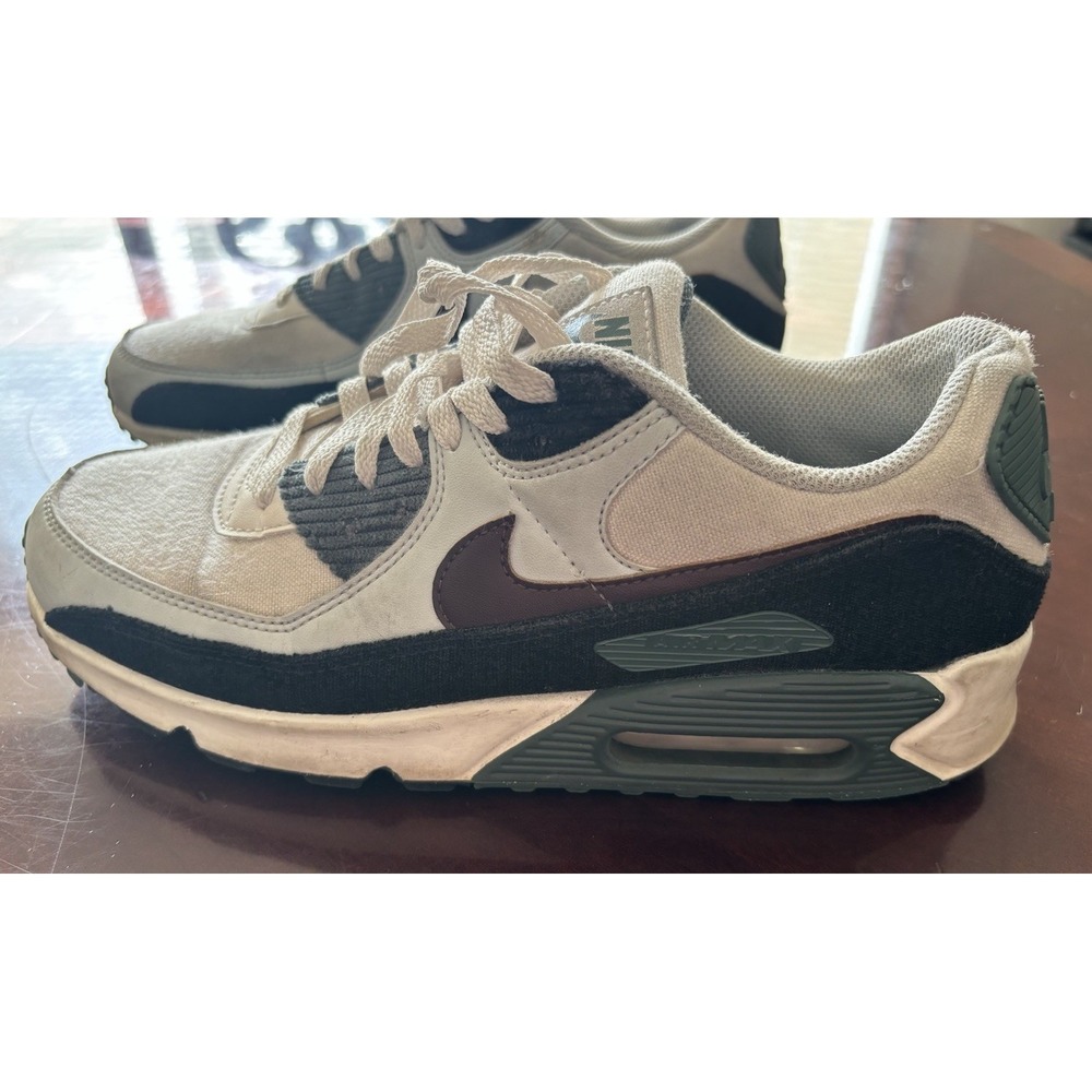 Nike Air Max 90 Mens Size 9 Burgundy Crush Vintage Green FV6059-001 Sneakers - Picture 11 of 11
